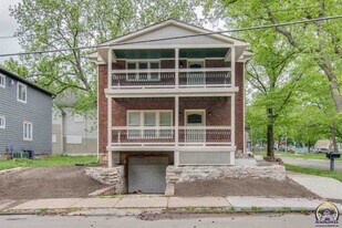1301 SW Clay St, Unit B - Upstairs in Topeka, KS - Building Photo