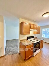 1810 Jamestown Rd in Swansea, IL - Building Photo - Building Photo