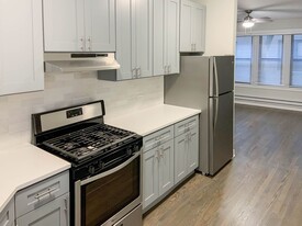 629 W Melrose St, Unit 619-2C Apartments