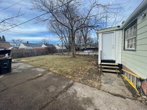 3938 E 177th St in Cleveland, OH - Foto de edificio - Building Photo