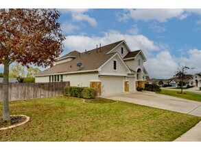 158 Senna Dr in Dripping Springs, TX - Building Photo - Building Photo