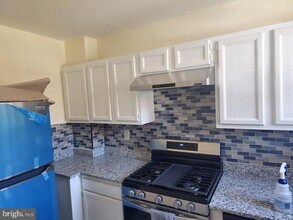 3914 Gelston Dr in Baltimore, MD - Building Photo - Building Photo