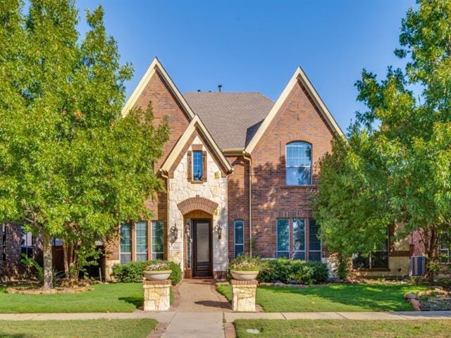 property at 3250 Woodbine Tr