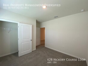 628 Hickory Course Loop in Ocala, FL - Building Photo - Building Photo