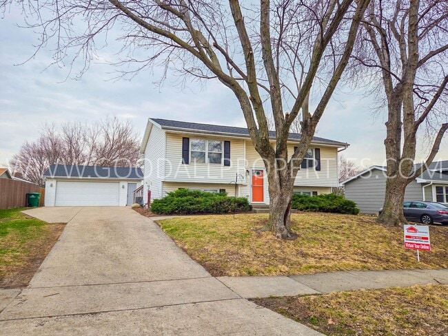 property at 2405 3rd St SW