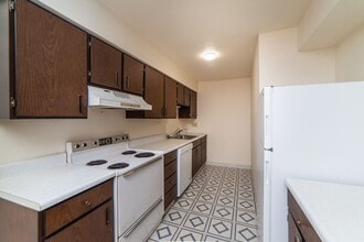 Rosedale Apartments in Verona, PA - Building Photo - Interior Photo