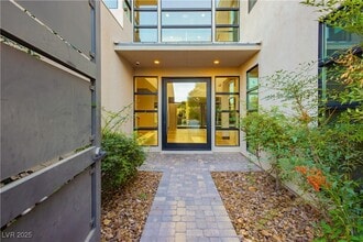 94 Glade Hollow Dr in Las Vegas, NV - Foto de edificio - Building Photo