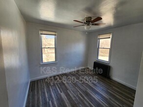 287 Fleet St in Rankin, PA - Building Photo - Building Photo
