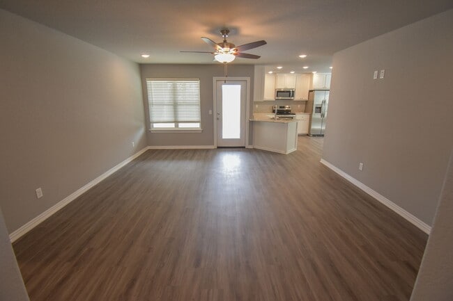 1001 Bonnie Scotland Dr in Prairie Grove, AR - Building Photo - Building Photo