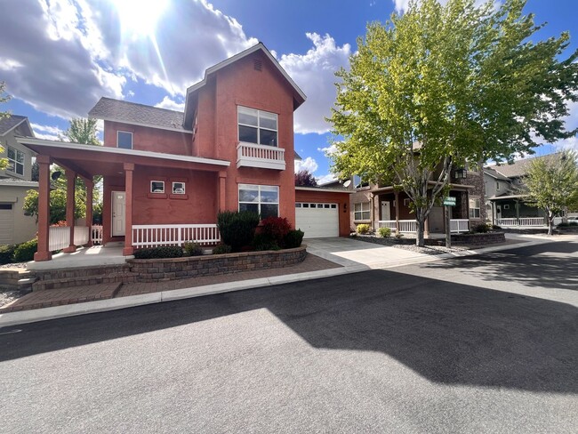 1048 Peach Blossom Way in Sparks, NV - Building Photo - Building Photo