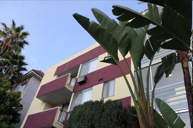 464 S. Berendo St. in Los Angeles, CA - Foto de edificio - Building Photo