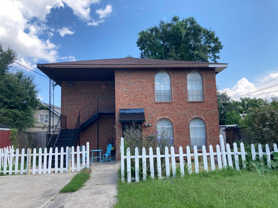 1114 Williams Blvd, Unit 1114 in Kenner, LA - Building Photo