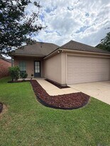 7863 Seville Ct in Baton Rouge, LA - Building Photo