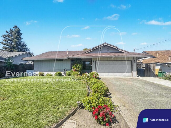 property at 108 Madora Pl