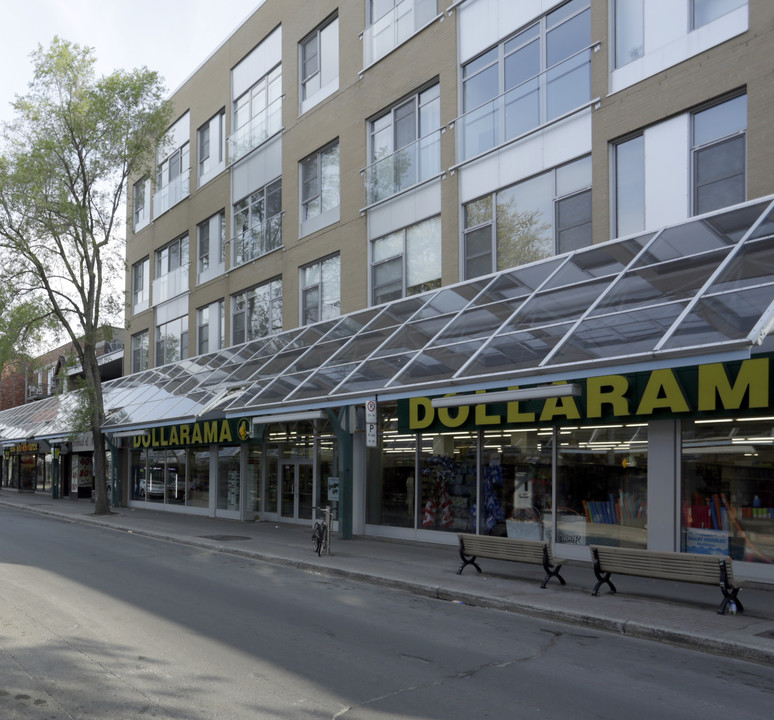 7017 Saint-Hubert in Montréal, QC - Building Photo