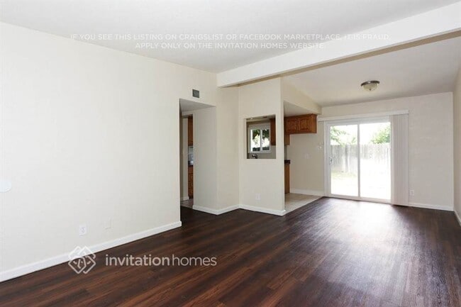 3912 Moonbeam Dr in Sacramento, CA - Foto de edificio - Building Photo