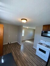 7 Briarcliff Dr in Granite City, IL - Building Photo - Building Photo
