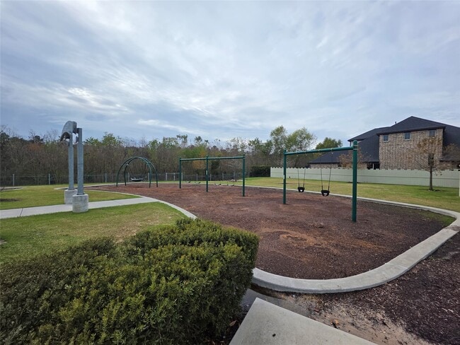 9257 Inland Leather Ln