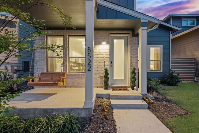 8522 Leroi Dr in Austin, TX - Building Photo - Building Photo