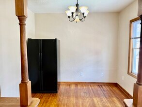 117 Howard St, Unit 1 in Fall River, MA - Building Photo - Building Photo