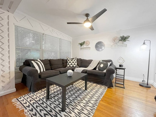 318 E Jersey St in Orlando, FL - Building Photo - Building Photo