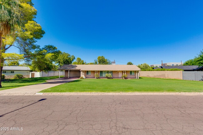 property at 4808 N 29th Pl
