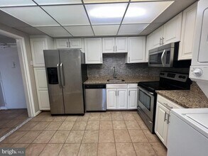 6301 Stevenson Ave in Alexandria, VA - Building Photo - Building Photo