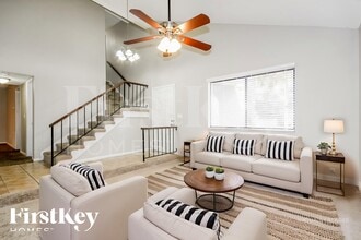 3702 Greenford St, Unit Unit 1 in Valrico, FL - Building Photo - Building Photo