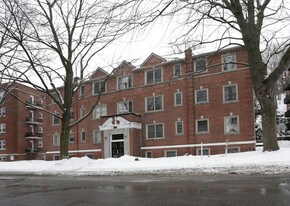3360 Ridgewood in Montréal, QC - Building Photo