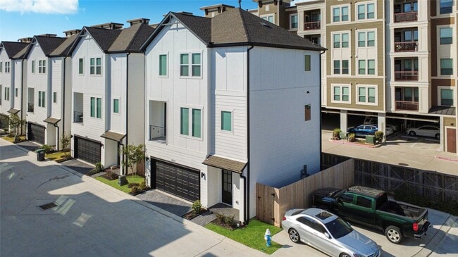 8502 Kolbe Ln in Houston, TX - Building Photo - Building Photo