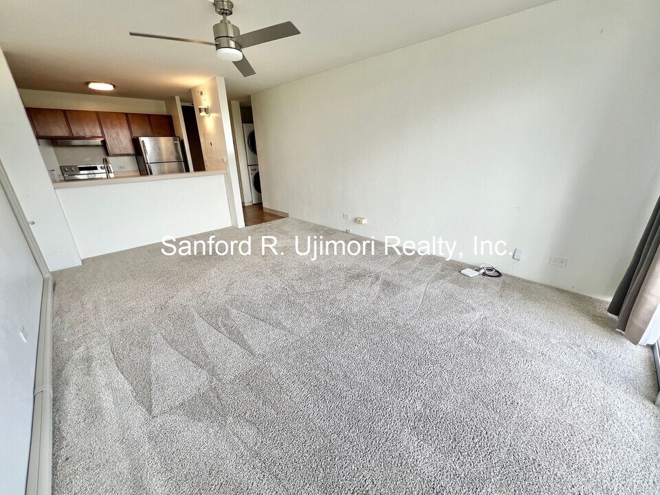 98-410-410 Koauka Loop in Aiea, HI - Building Photo