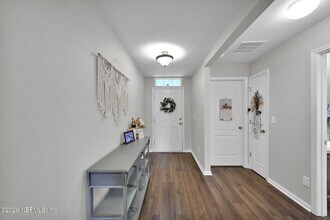 6119 Black Filly Ln in Jacksonville, FL - Building Photo - Building Photo