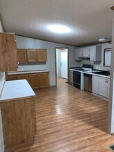 6263 5th Ave in Kent, OH - Building Photo - Building Photo