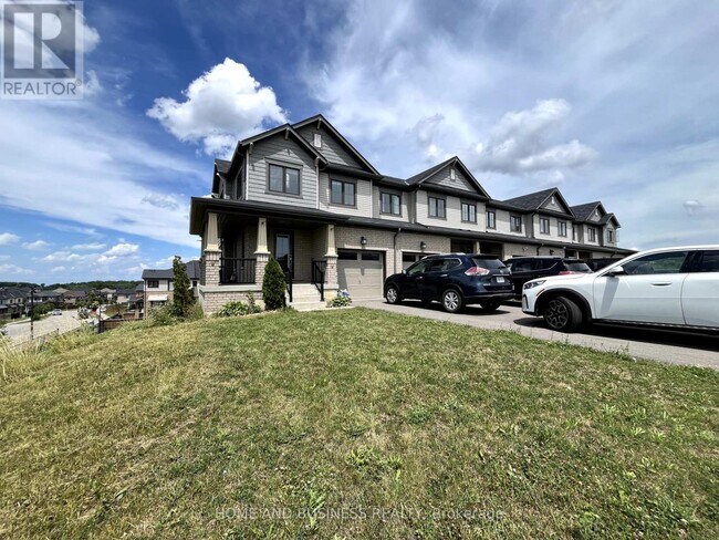 27 Allcroft Ct in Hamilton, ON - Building Photo - Building Photo