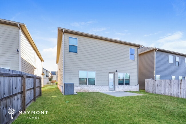 11592 Winston Dr in Hampton, GA - Building Photo - Building Photo