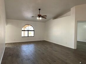 10636 S Del Vista Dr in Yuma, AZ - Building Photo - Building Photo