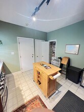 558 Washington St, Unit FURNISHED and NO FEE in Boston, MA - Building Photo - Building Photo