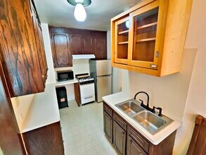 1221 29th Avenue Northeast in Minneapolis, MN - Building Photo - Building Photo