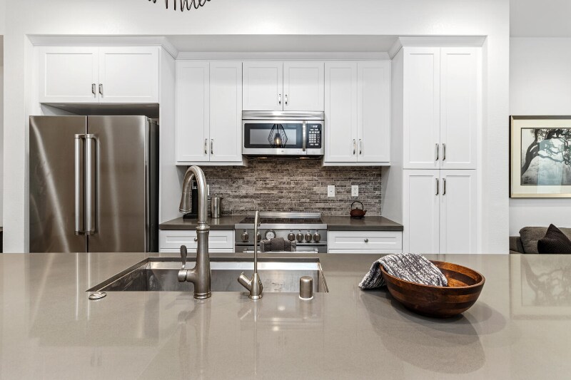 1105 Makena Wy. in Oceanside, CA - Building Photo
