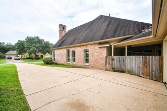 811 Sugar Plum Cir in Sugar Land, TX - Building Photo - Building Photo