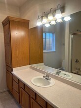 3984-3988 Arrowhead Dr in Medford, OR - Building Photo - Building Photo