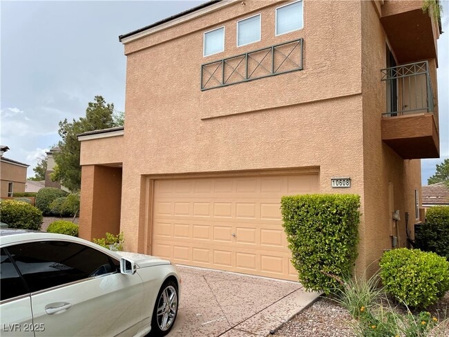 property at 10608 India Hawthorn Ave