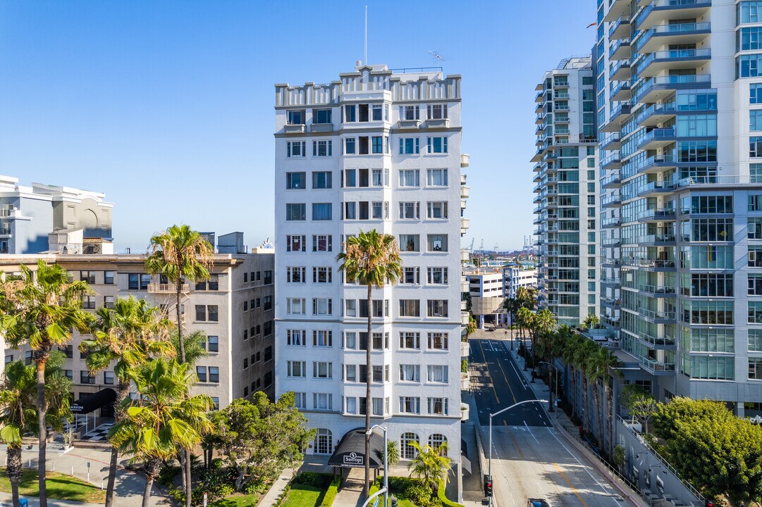 Artaban in Long Beach, CA - Building Photo