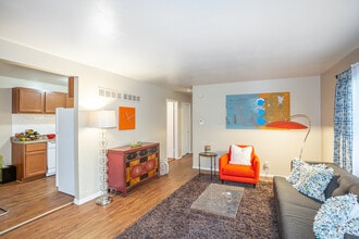 Covington Place Apartments in St. Louis, MO - Foto de edificio - Interior Photo