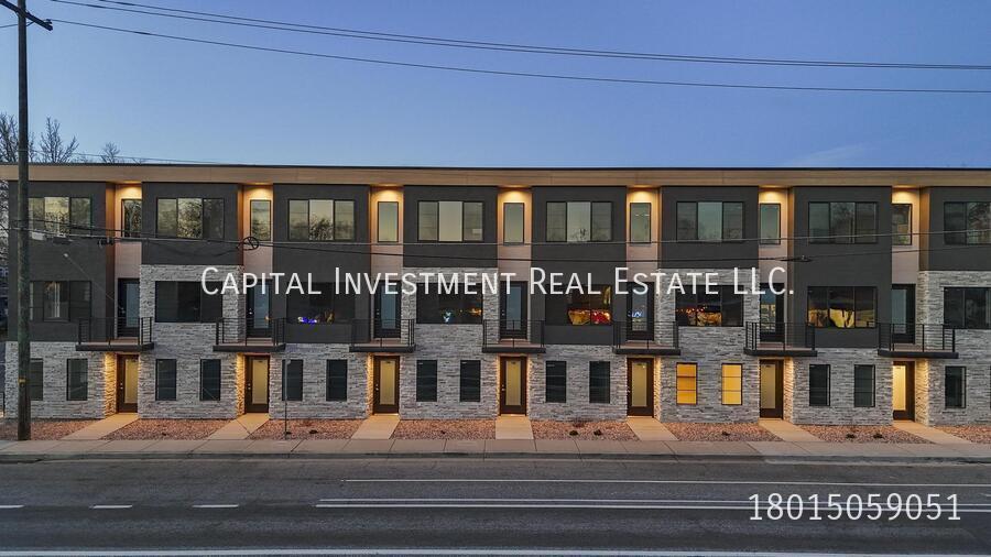 1689 S W Temple St in Salt Lake City, UT - Building Photo