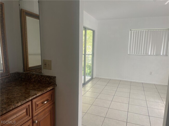 839 SW 48th Terrace in Cape Coral, FL - Building Photo - Building Photo