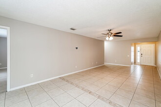 12438 Dawn Vista Dr in Riverview, FL - Building Photo - Building Photo