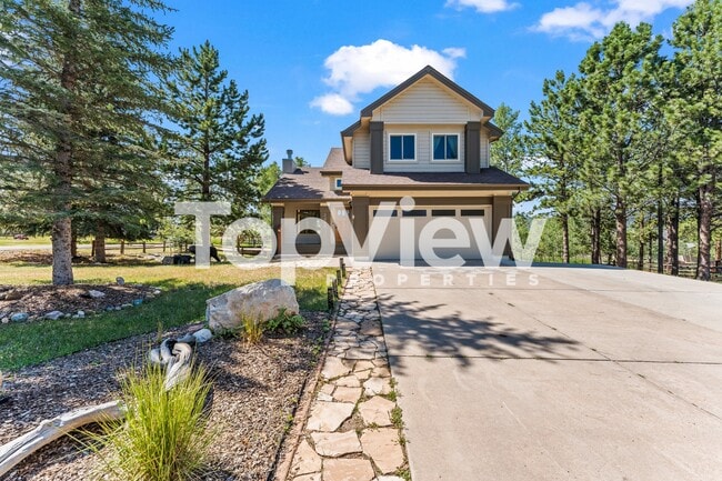 property at 2205 Valley View Dr