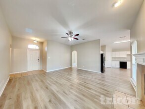 2108 Cancun Dr in Mansfield, TX - Building Photo - Building Photo