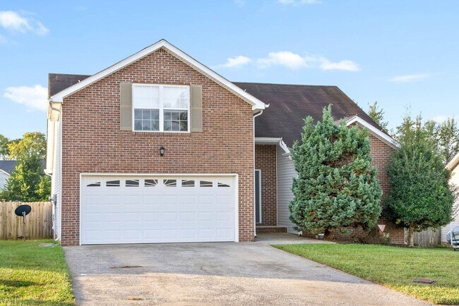 1816 Jackie Lorraine Drive in Clarksville, TN - Building Photo - Building Photo